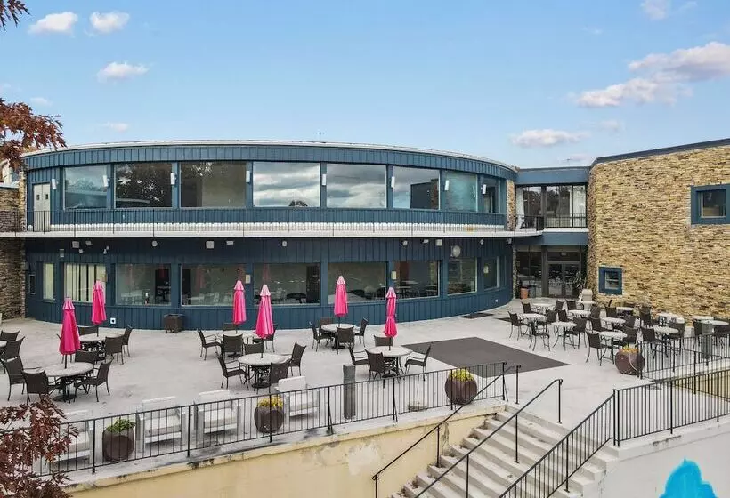 Mountain Laurel Resort