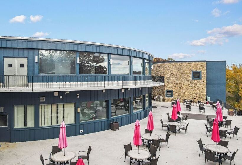 Mountain Laurel Resort