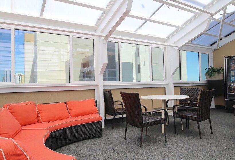 Ocean Sands Resort, Oceanfront, Virginia Beach By Vacatia