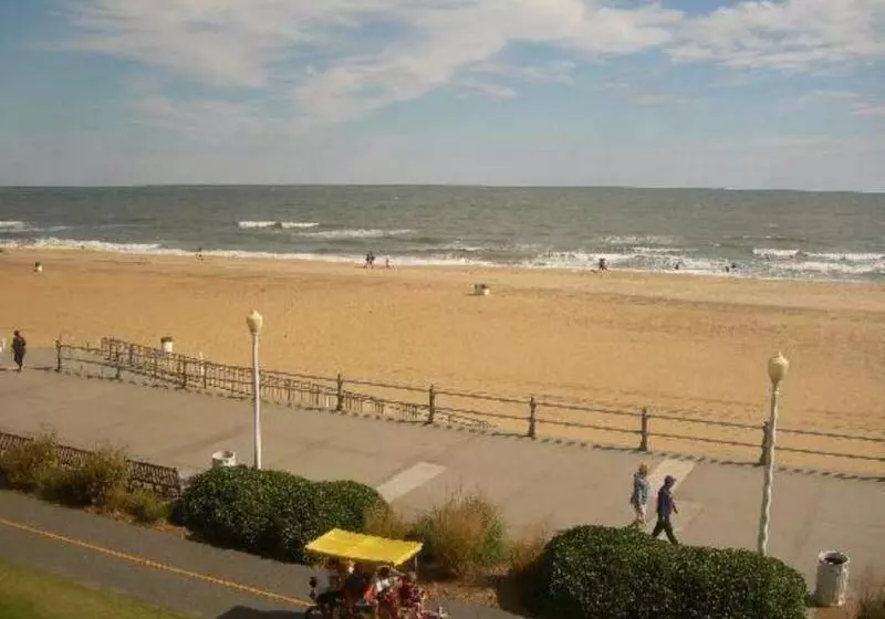 Ocean Sands Resort, Oceanfront, Virginia Beach By Vacatia