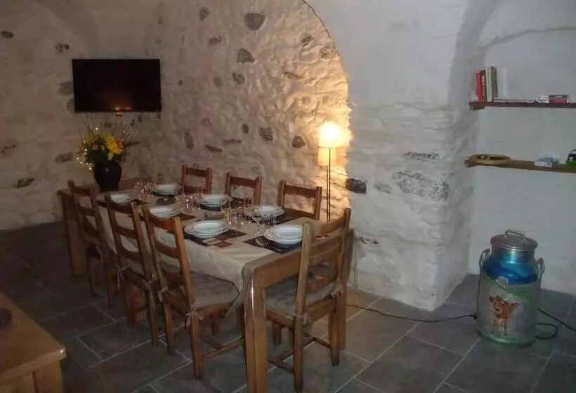 ホテル Domaine Du Grand Cellier   Insolite En Savoie