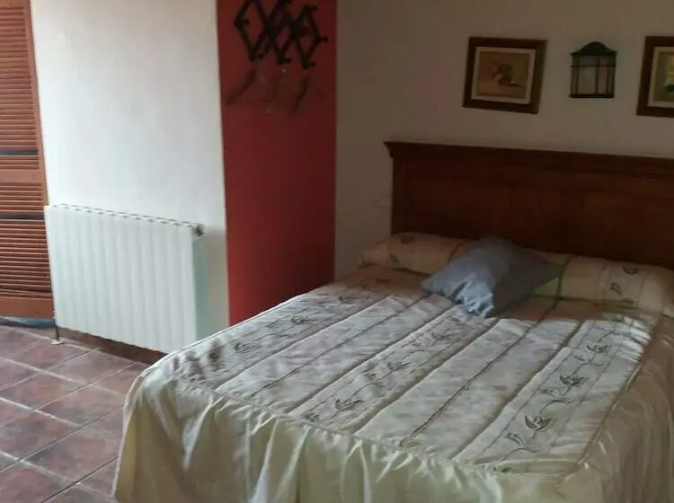 ホテル Rural Barranc De L ínfern