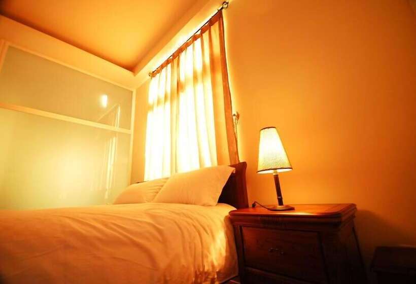 پانسیون The Rippling Vale Masion Of Hot Spring