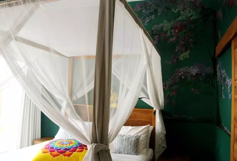 تختخواب و صبحانه Villa Pantai Lovina