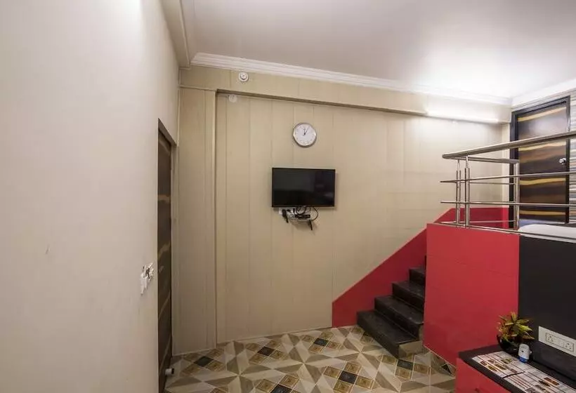 ホテル Mahajan Internatioanal