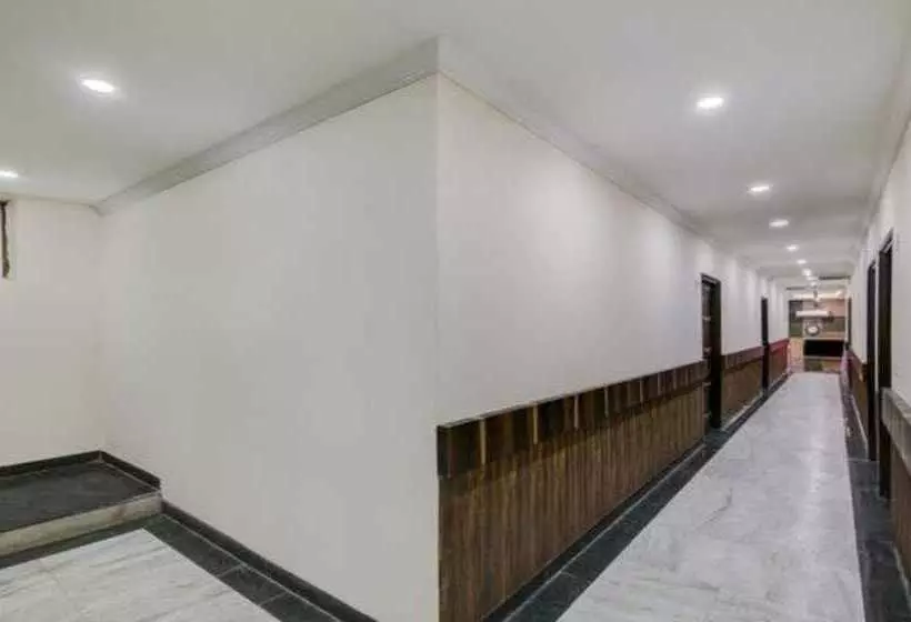 ホテル Mahajan Internatioanal