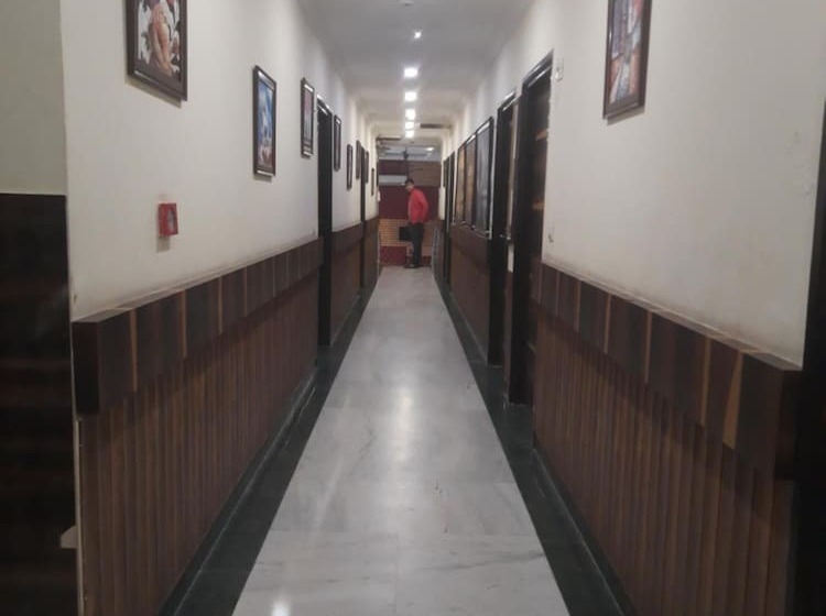 Hotel Mahajan Internatioanal