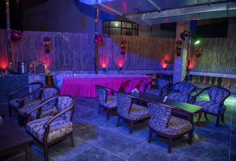 Hotel Mahajan Internatioanal