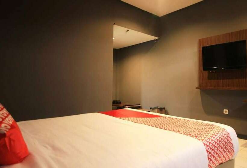 בית מלון כפרי Oyo 1367 Damon Butik