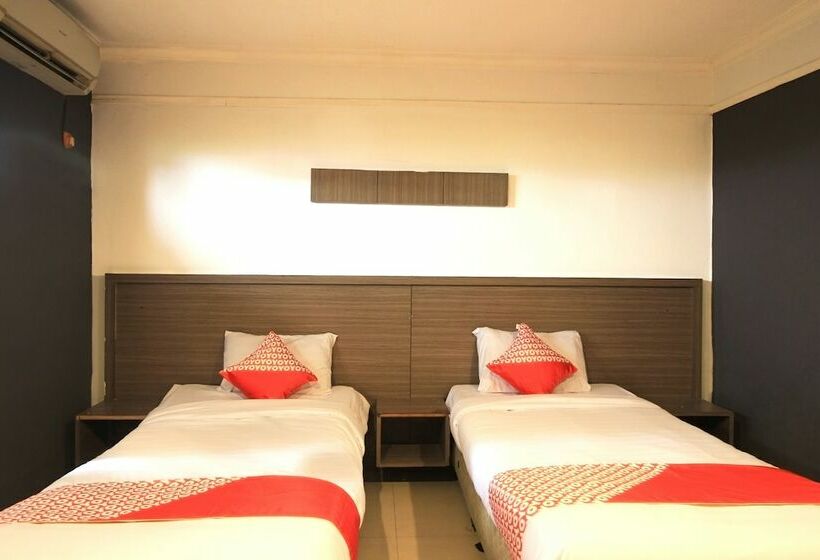 בית מלון כפרי Oyo 1367 Damon Butik