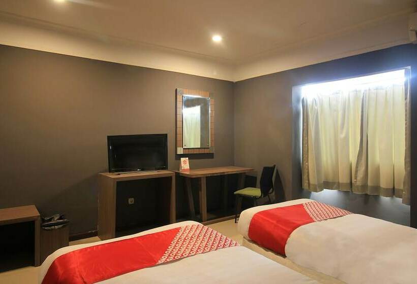 בית מלון כפרי Oyo 1367 Damon Butik