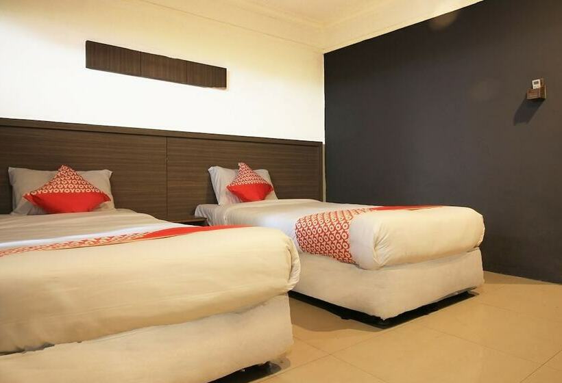 בית מלון כפרי Oyo 1367 Damon Butik