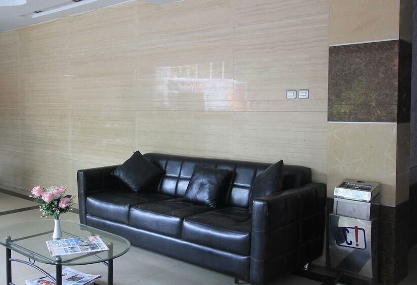 בית מלון כפרי Oyo 1367 Damon Butik