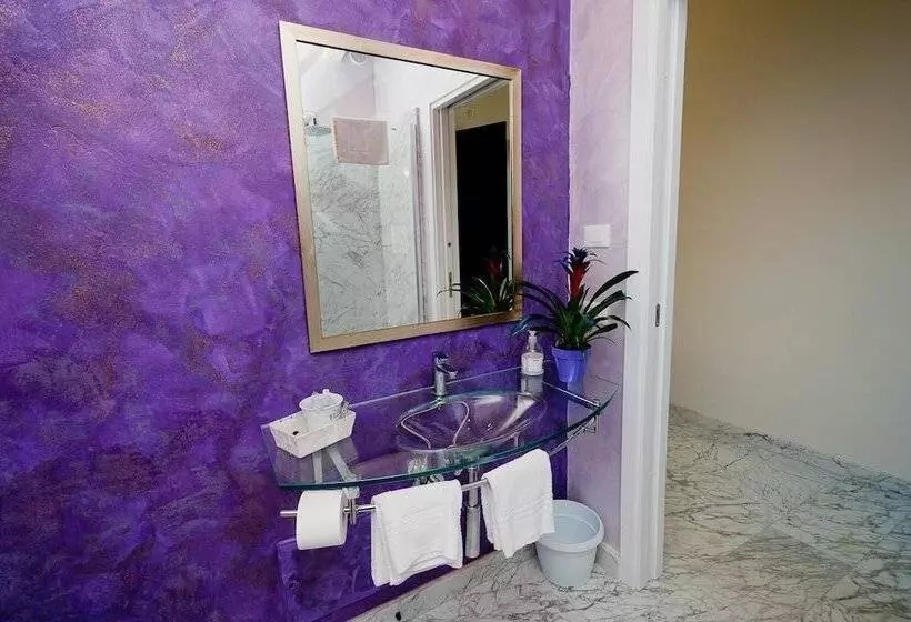 Maaseutuhotelli Tenuta Variselle