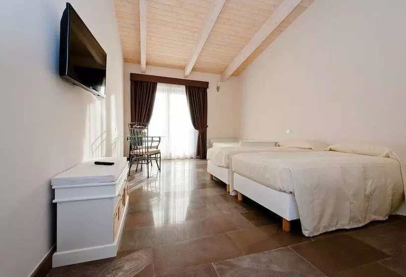 Maaseutuhotelli Tenuta Variselle