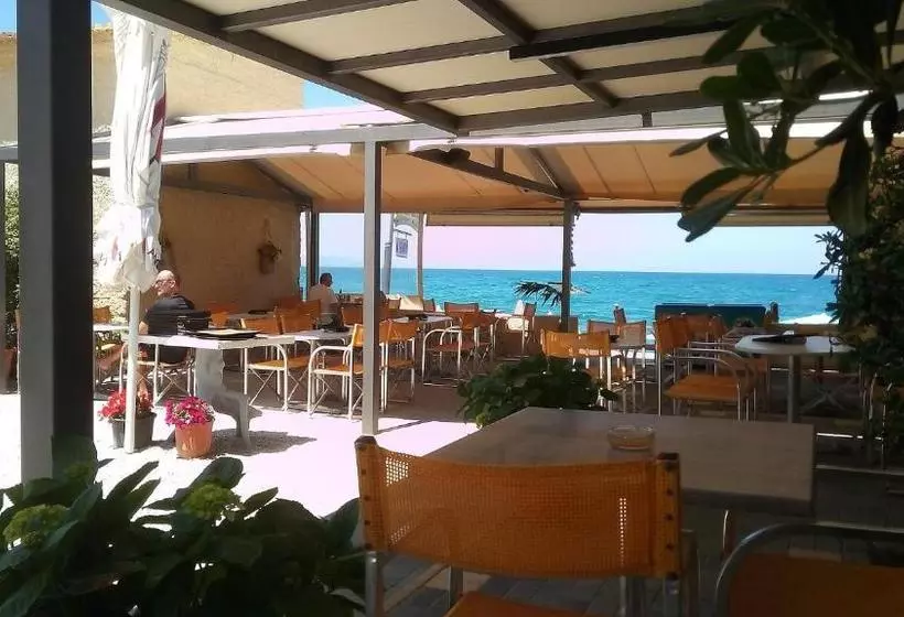 Hotelli Vaso Apartments