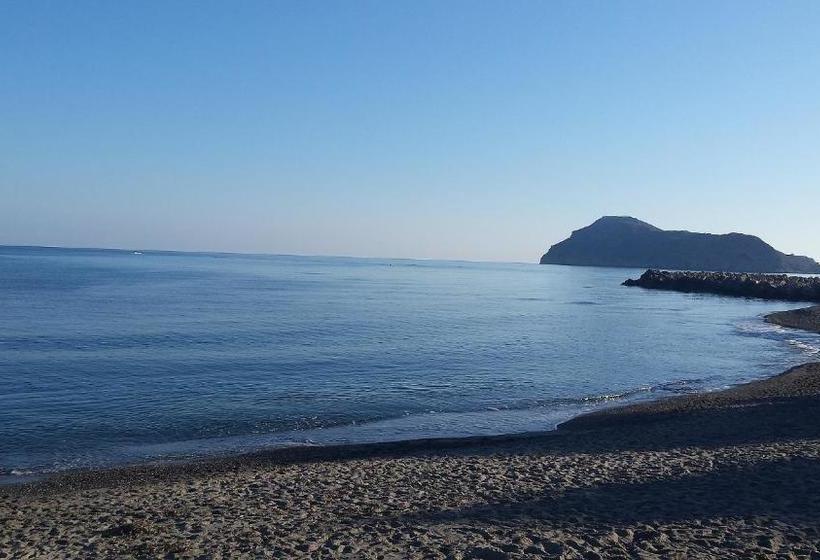 هتل Vaso Apartments