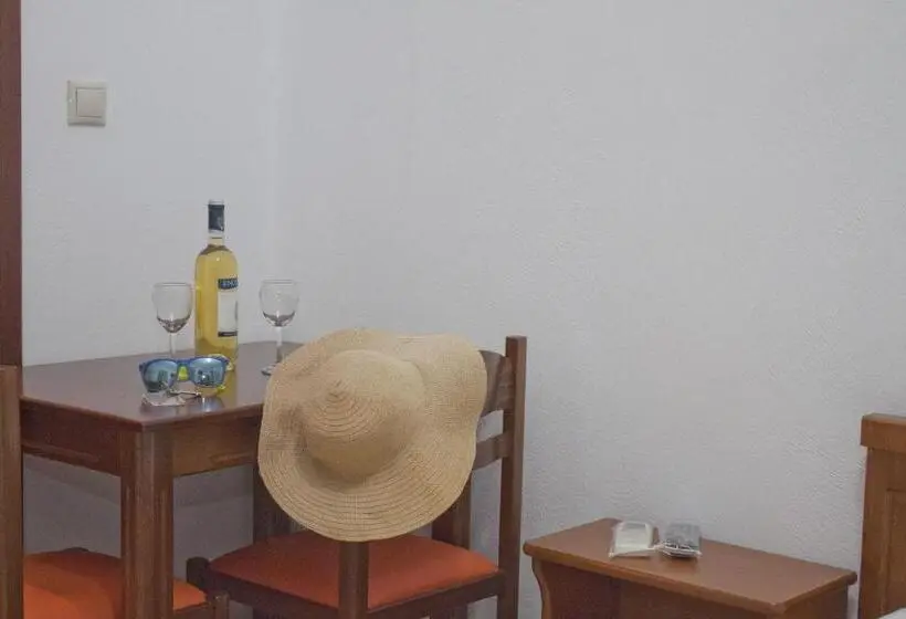 Hotelli Vaso Apartments