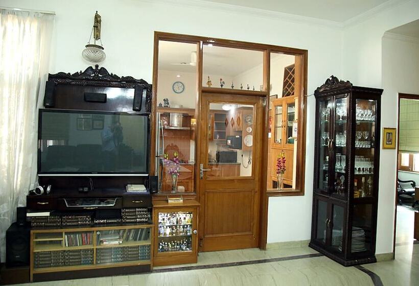 Pensjonat Dev Vatika Home Stay