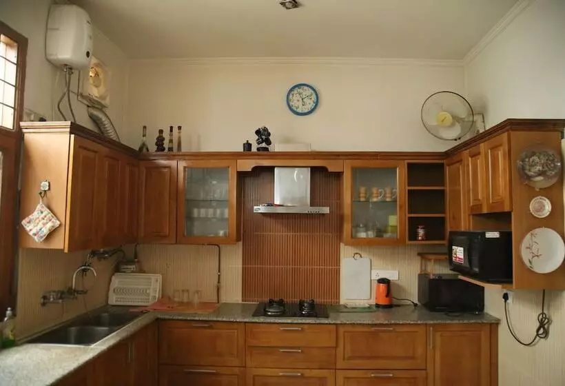 ペンション Dev Vatika Home Stay