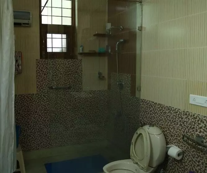 ペンション Dev Vatika Home Stay