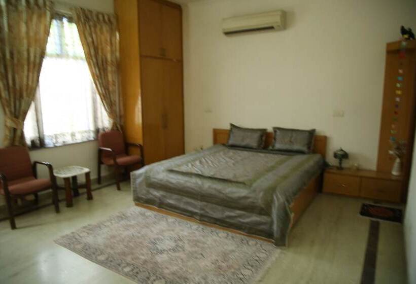 Pensjonat Dev Vatika Home Stay