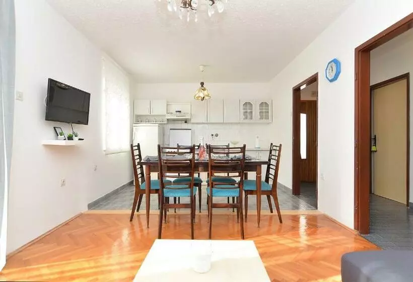 Apartment Anita 608
