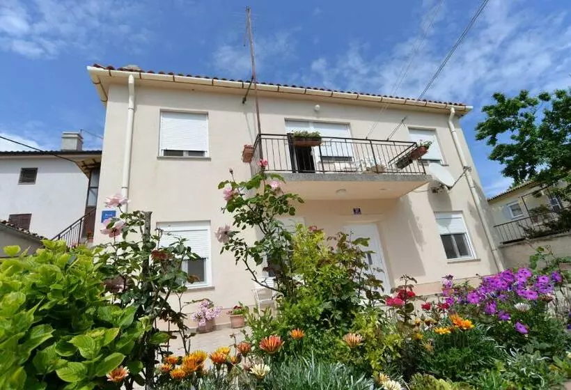 Apartment Anita 608