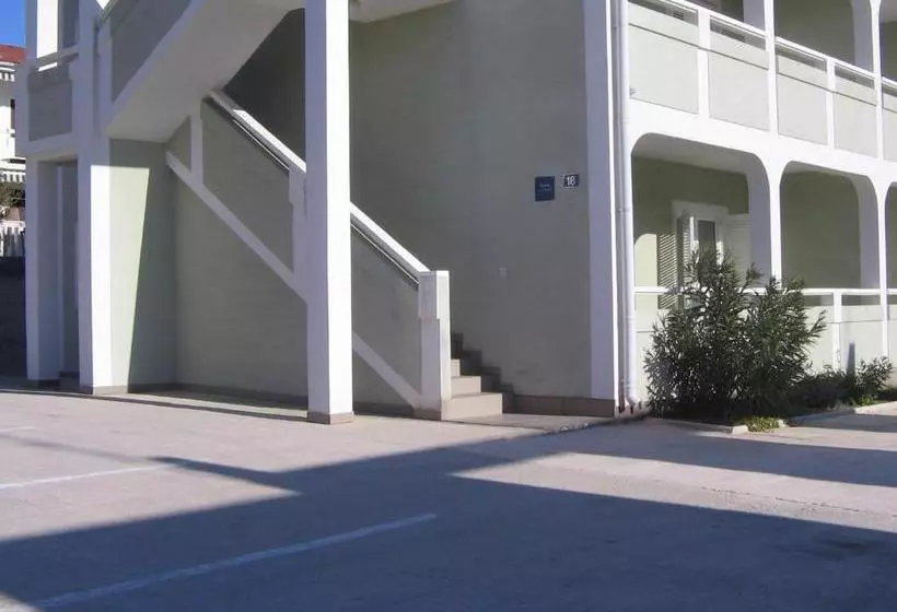 Apartments Igor