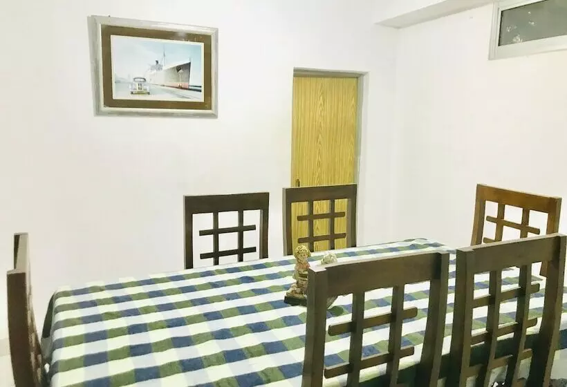 Majatalo The Beach House  Nilaveli