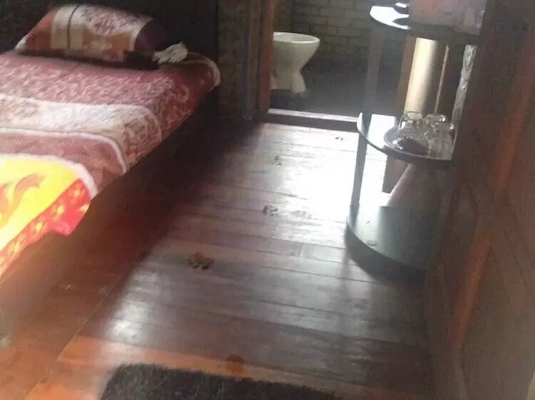 Majatalo Yc Chalet Roomstay Lekir