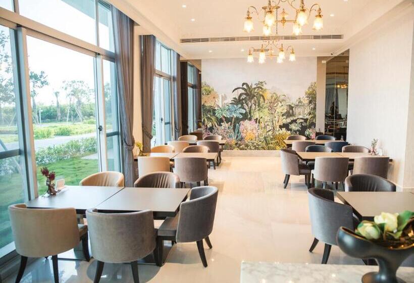 هاستل 墾丁椰林 海灘文旅