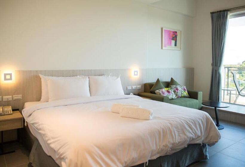 هاستل 墾丁椰林 海灘文旅