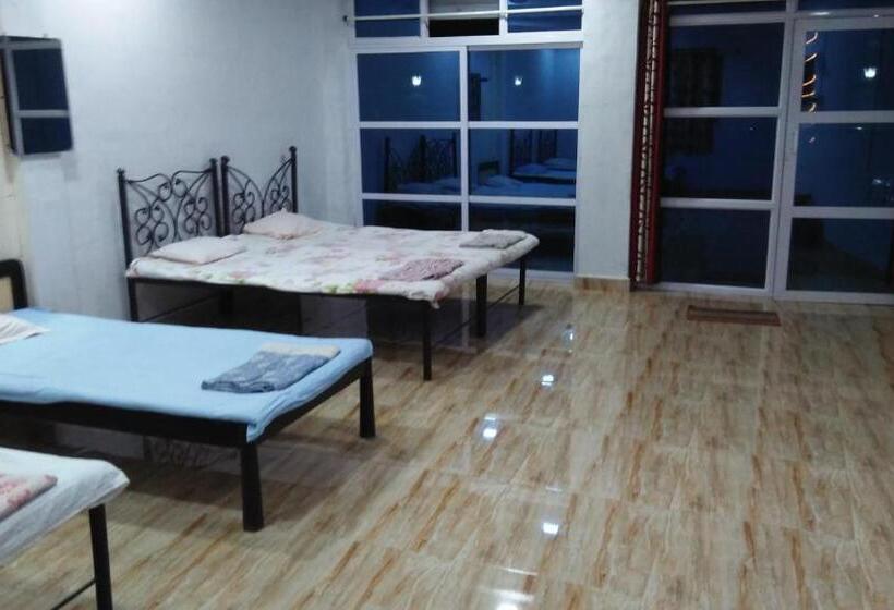 בית מלון כפרי Grand Murud Janjira