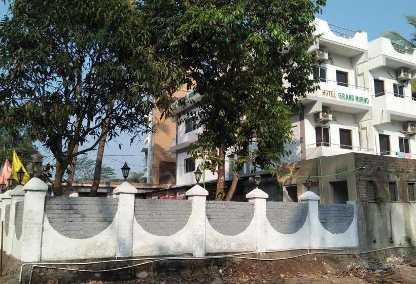 בית מלון כפרי Grand Murud Janjira