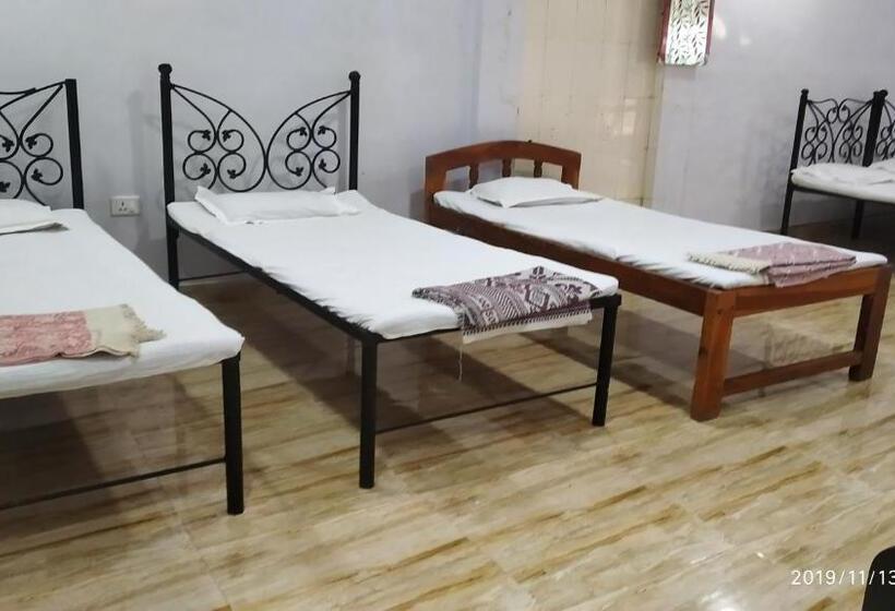 בית מלון כפרי Grand Murud Janjira