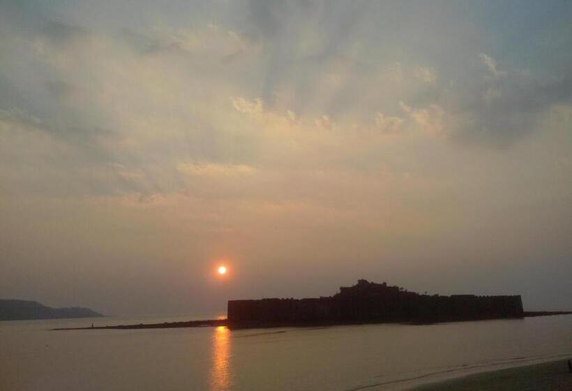 בית מלון כפרי Grand Murud Janjira