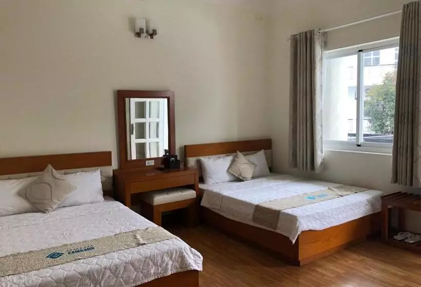هتل Oyo 697 Cam Ranh  2