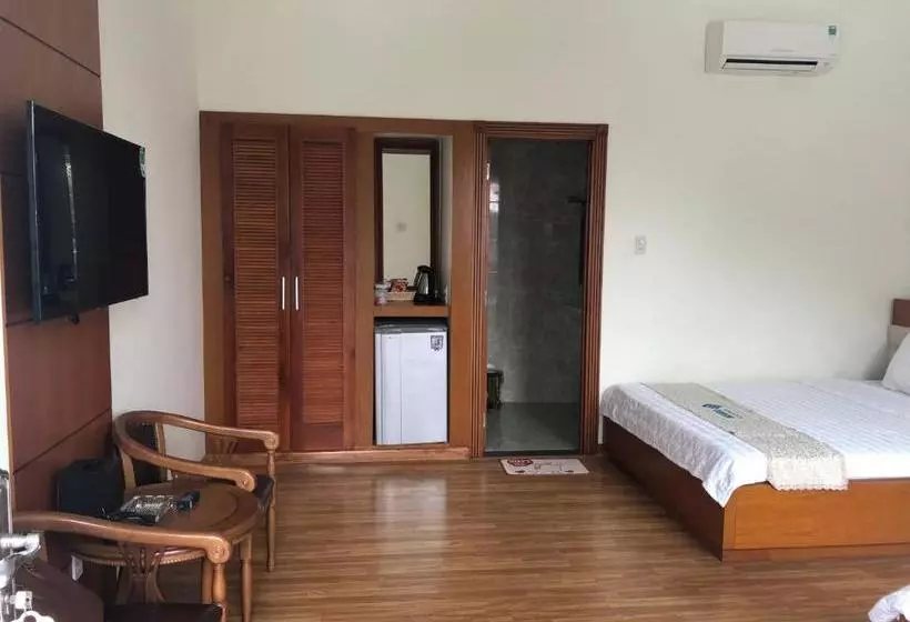 هتل Oyo 697 Cam Ranh  2