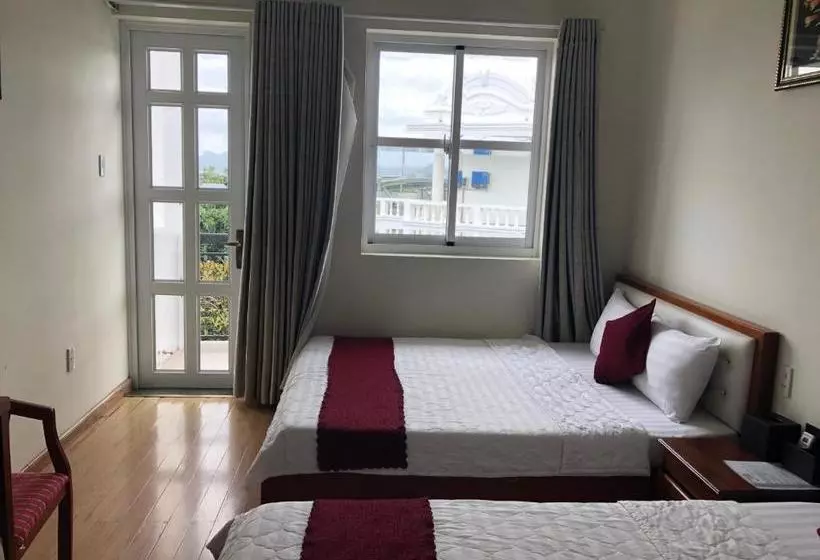 هتل Oyo 697 Cam Ranh  2