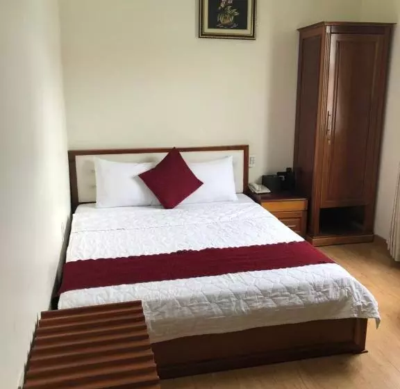 هتل Oyo 697 Cam Ranh  2