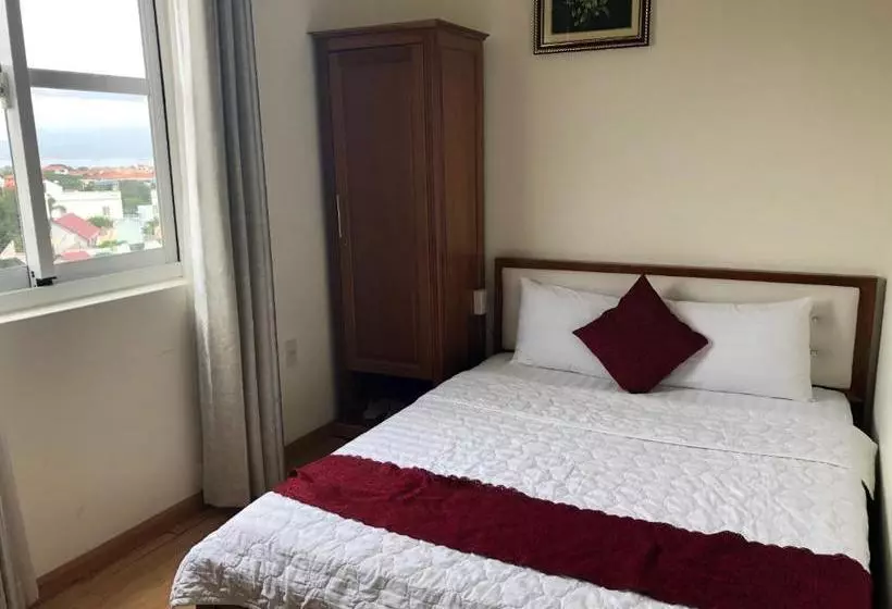 هتل Oyo 697 Cam Ranh  2
