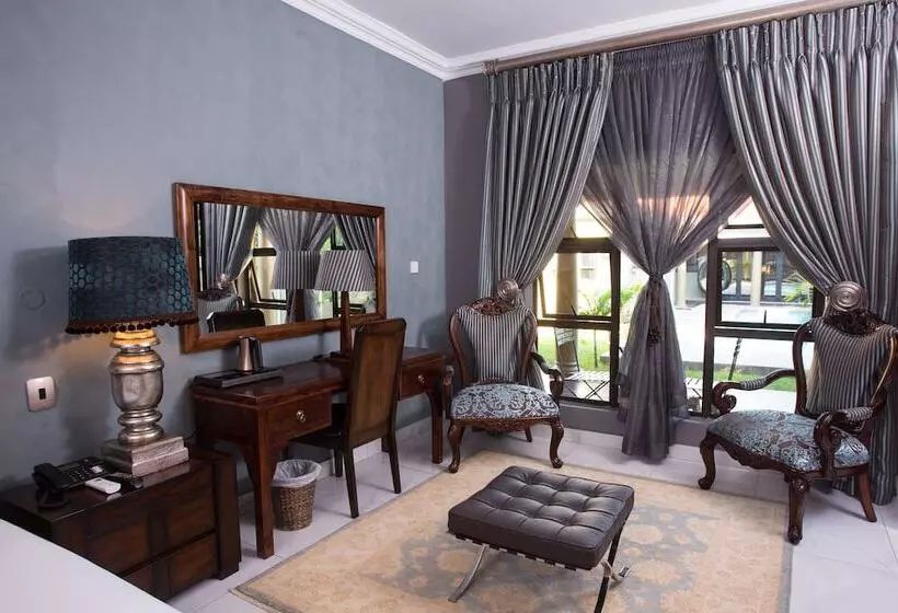 پانسیون Elegant & Exclusive Boutique Guesthouse