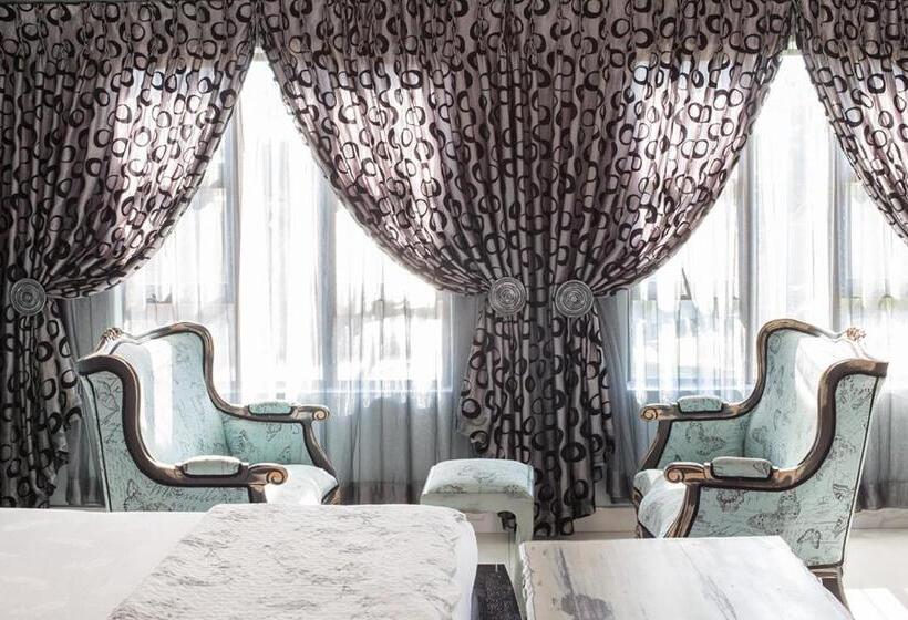 پانسیون Elegant & Exclusive Boutique Guesthouse