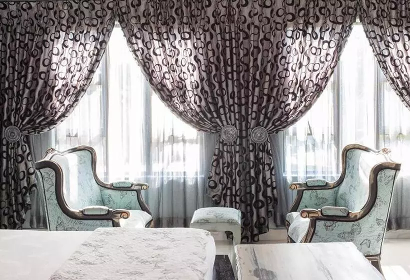 پانسیون Elegant & Exclusive Boutique Guesthouse