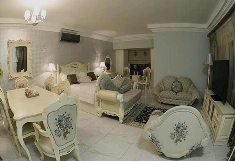 پانسیون Elegant & Exclusive Boutique Guesthouse