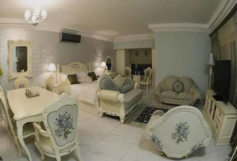 پانسیون Elegant & Exclusive Boutique Guesthouse