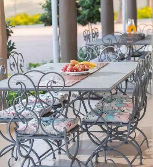 پانسیون Elegant & Exclusive Boutique Guesthouse