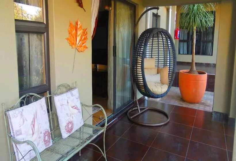 پانسیون Elegant & Exclusive Boutique Guesthouse