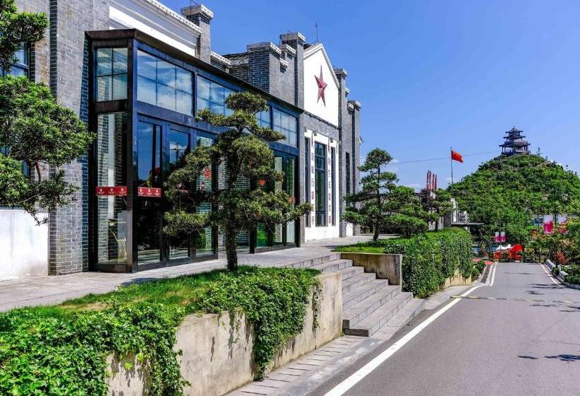 בית מלון כפרי Cliff